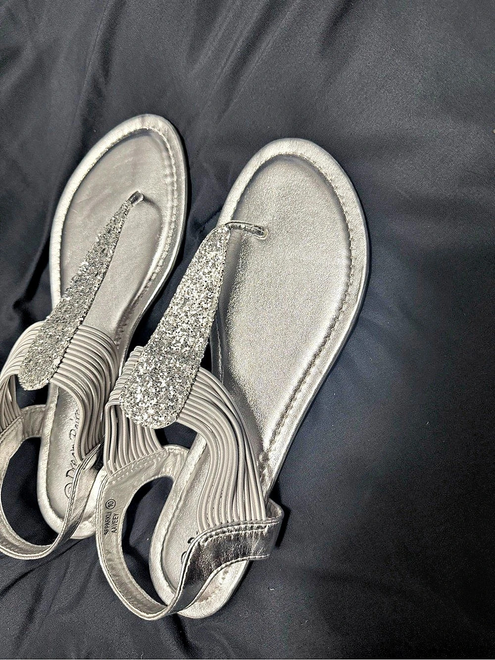 Dream Pairs Silver Glitter Sandals